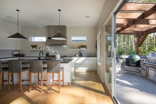 1510 Crystal Creek Drive, Anmore, BC 