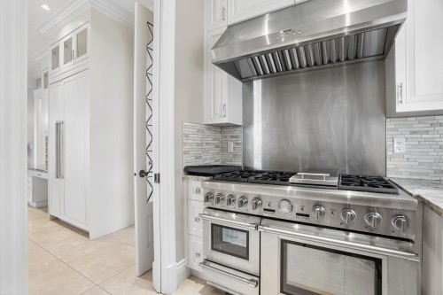 5807 Cree Street, Vancouver, BC 