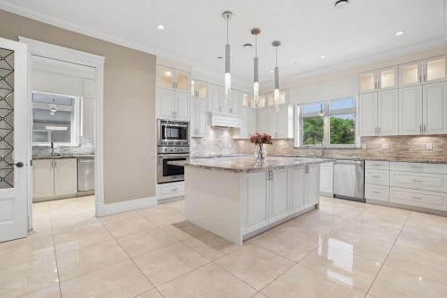 5807 Cree Street, Vancouver, BC 