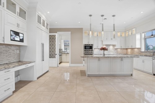 5807 Cree Street, Vancouver, BC 