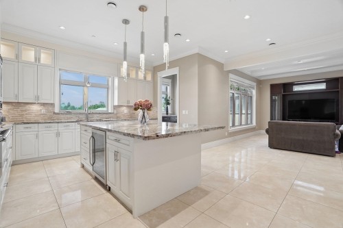 5807 Cree Street, Vancouver, BC 