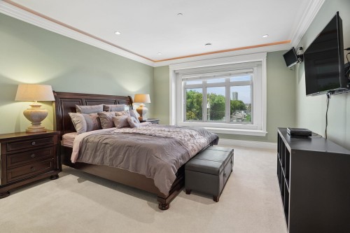 5807 Cree Street, Vancouver, BC 