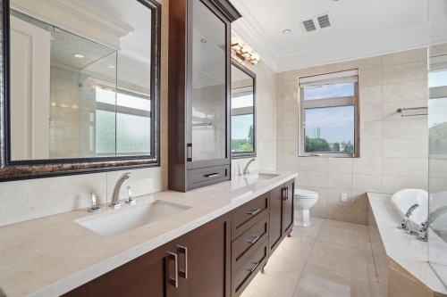 5807 Cree Street, Vancouver, BC 