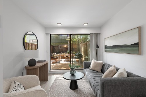 207-2410 Cornwall Avenue, Vancouver, BC 