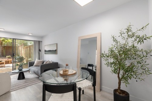 207-2410 Cornwall Avenue, Vancouver, BC 