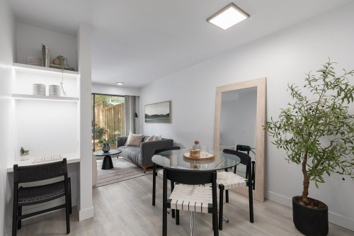 207-2410 Cornwall Avenue, Vancouver, BC 