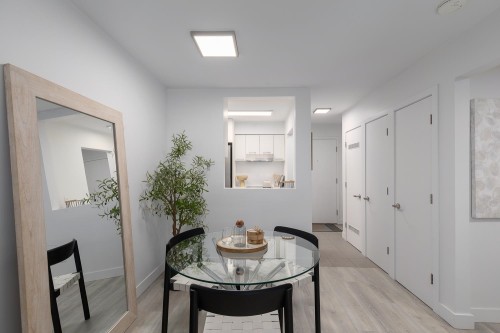 207-2410 Cornwall Avenue, Vancouver, BC 