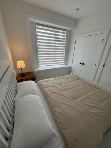 3087 Royal Oak Avenue, Burnaby, BC 