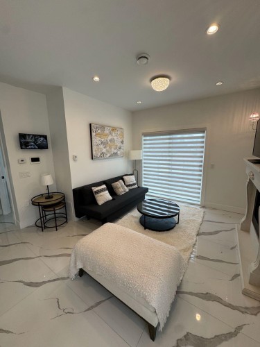 3087 Royal Oak Avenue, Burnaby, BC 
