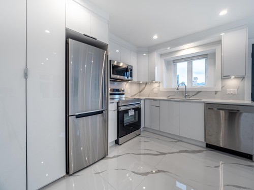 3087 Royal Oak Avenue, Burnaby, BC 
