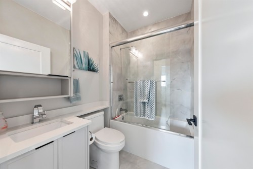 2178 Renfrew Street, Vancouver, BC 