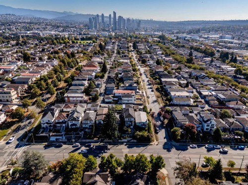 2178 Renfrew Street, Vancouver, BC 