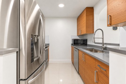 302-3638 Rae Avenue, Vancouver, BC 