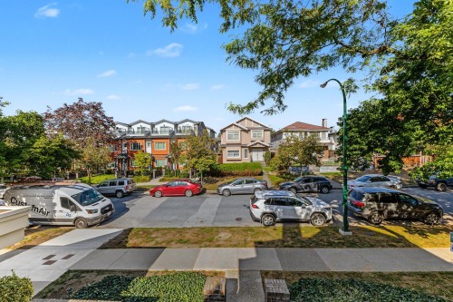 302-3638 Rae Avenue, Vancouver, BC 