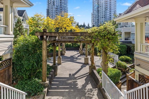 302-3638 Rae Avenue, Vancouver, BC 