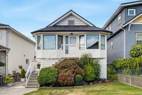 3587 Triumph Street, Vancouver, BC 
