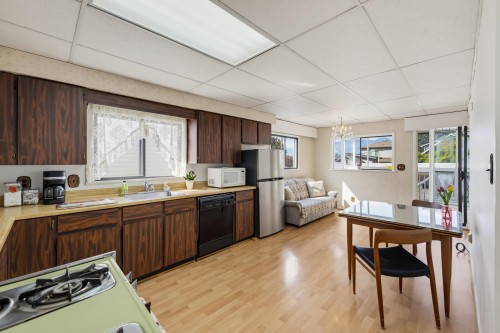 3587 Triumph Street, Vancouver, BC 