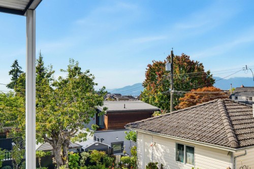 3587 Triumph Street, Vancouver, BC 
