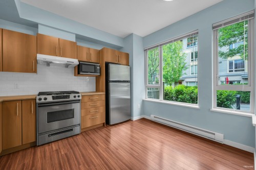 51-9229 University Crescent  Burnaby, BC V5A 4Z2