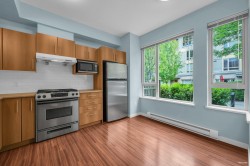 51-9229 University Crescent Burnaby, BC V5A 4Z2