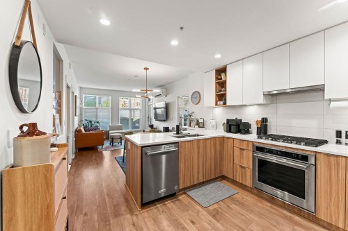 101-750 Dogwood Street, Coquitlam, BC 