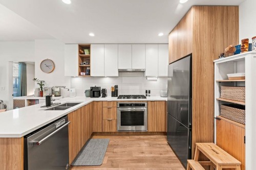 101-750 Dogwood Street, Coquitlam, BC 