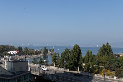 1401-907 Beach Avenue, Vancouver, BC 