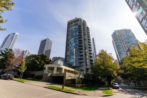 1401-907 Beach Avenue, Vancouver, BC 