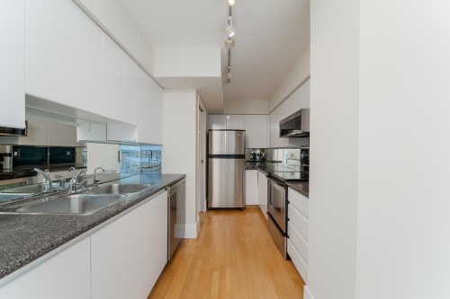 905-1010 Burnaby Street, Vancouver, BC 