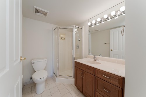 905-1010 Burnaby Street, Vancouver, BC 