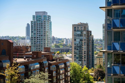 905-1010 Burnaby Street, Vancouver, BC 
