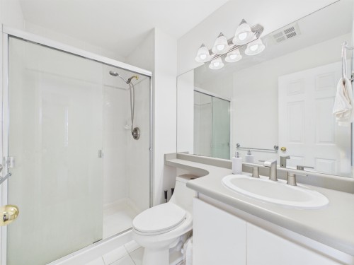 401-4830 Bennett Street, Burnaby, BC 