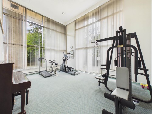401-4830 Bennett Street, Burnaby, BC 