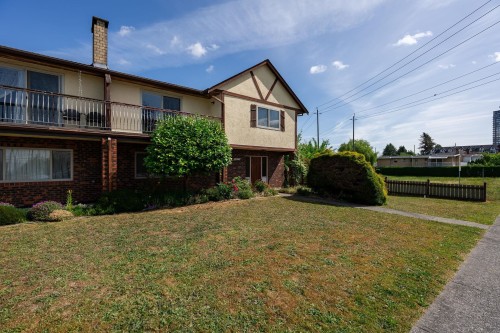 6775 -6777 Balmoral Street, Burnaby, BC 