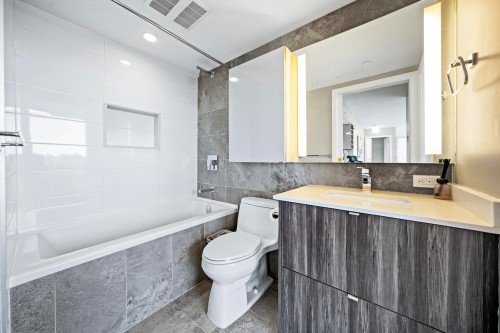 1208-1788 Columbia Street, Vancouver, BC 