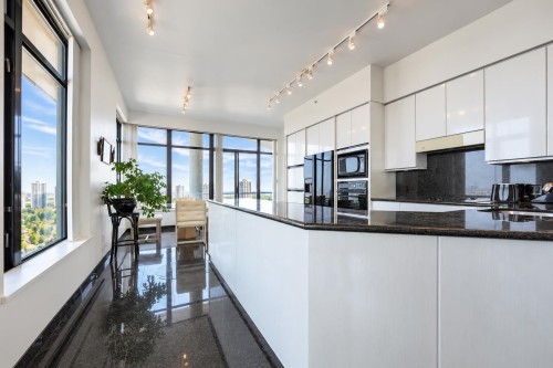 2301-4505 Hazel Street, Burnaby, BC 