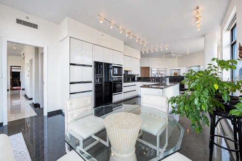 2301-4505 Hazel Street, Burnaby, BC 