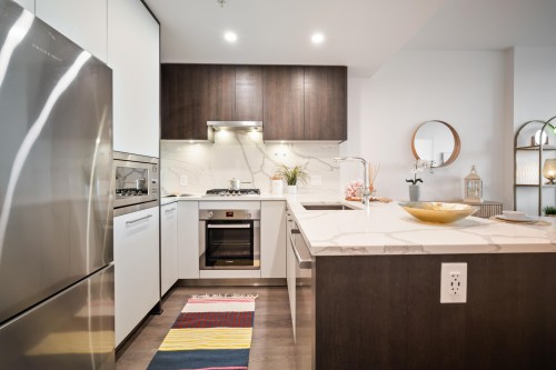 609-567 Clarke Road, Coquitlam, BC 