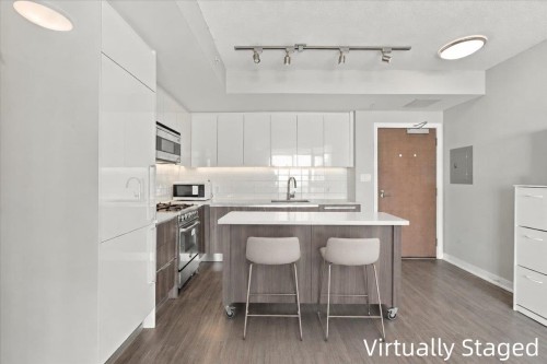 3708-4900 Lennox Lane, Burnaby, BC 