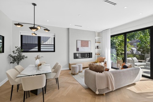 2-58 40Th Avenue E, Vancouver, BC 