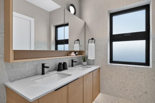 2-58 40Th Avenue E, Vancouver, BC 