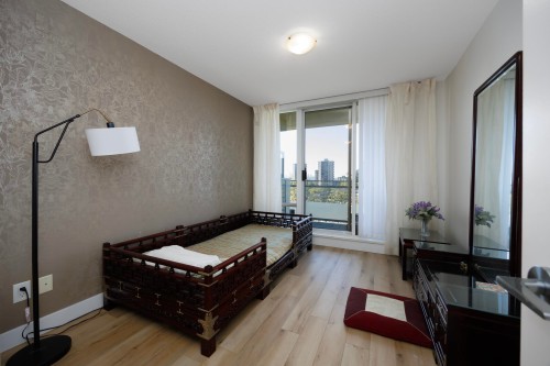 305-9868 Cameron Street, Burnaby, BC 