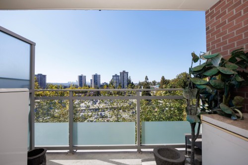 305-9868 Cameron Street, Burnaby, BC 