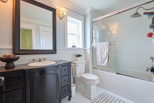 1001 Jay Crescent, Squamish, BC 