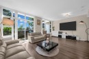 Th16-8677 Capstan Way, Richmond, BC 