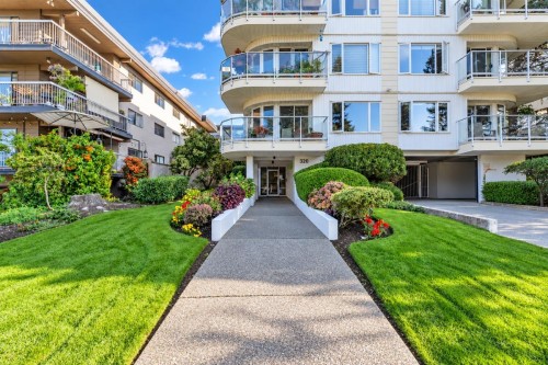 102-320 2Nd Street W, North Vancouver, BC 