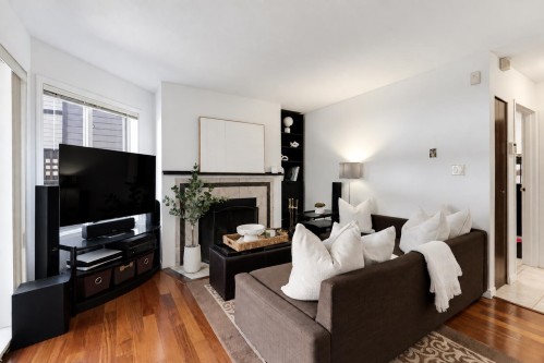 104-555 14Th Avenue W, Vancouver, BC 
