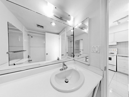 906-1251 Cardero Street, Vancouver, BC 