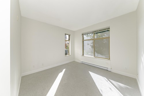 107-1633 Mackay Avenue, North Vancouver, BC 