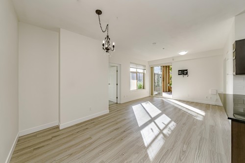 107-1633 Mackay Avenue, North Vancouver, BC 